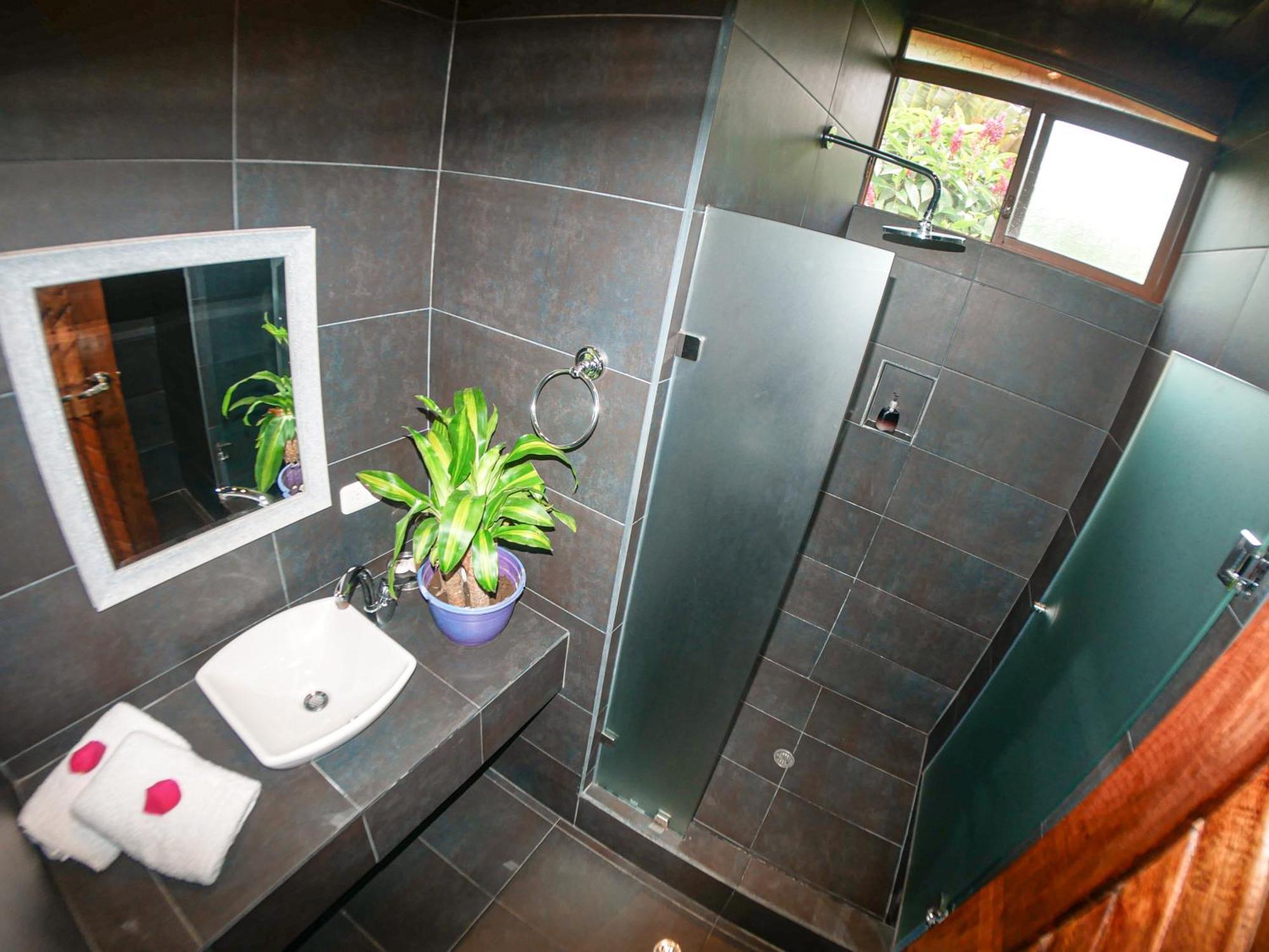 Coffee Lodge Cristal Glamping & Spa Mindo Exterior foto